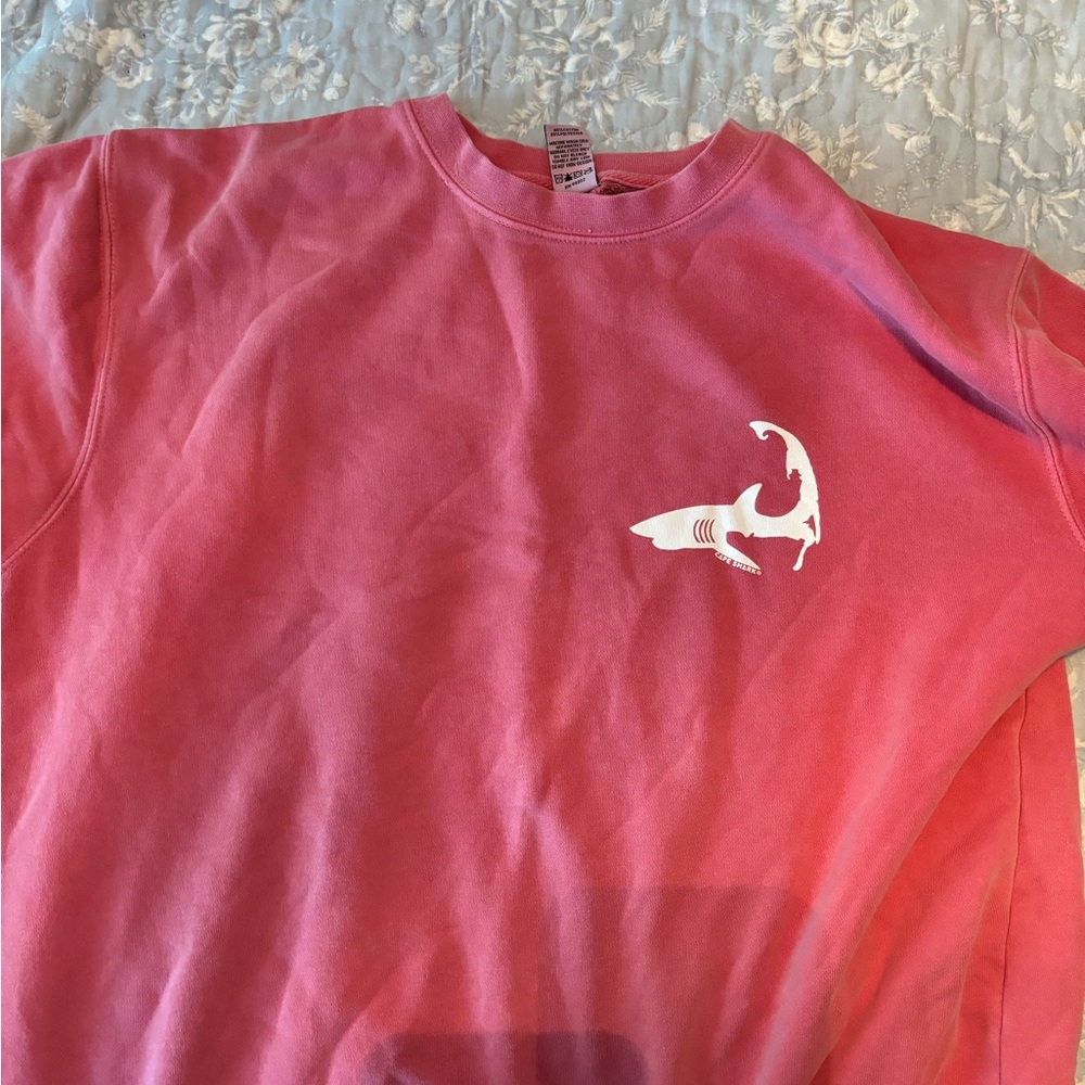 Cape Shark Crewneck